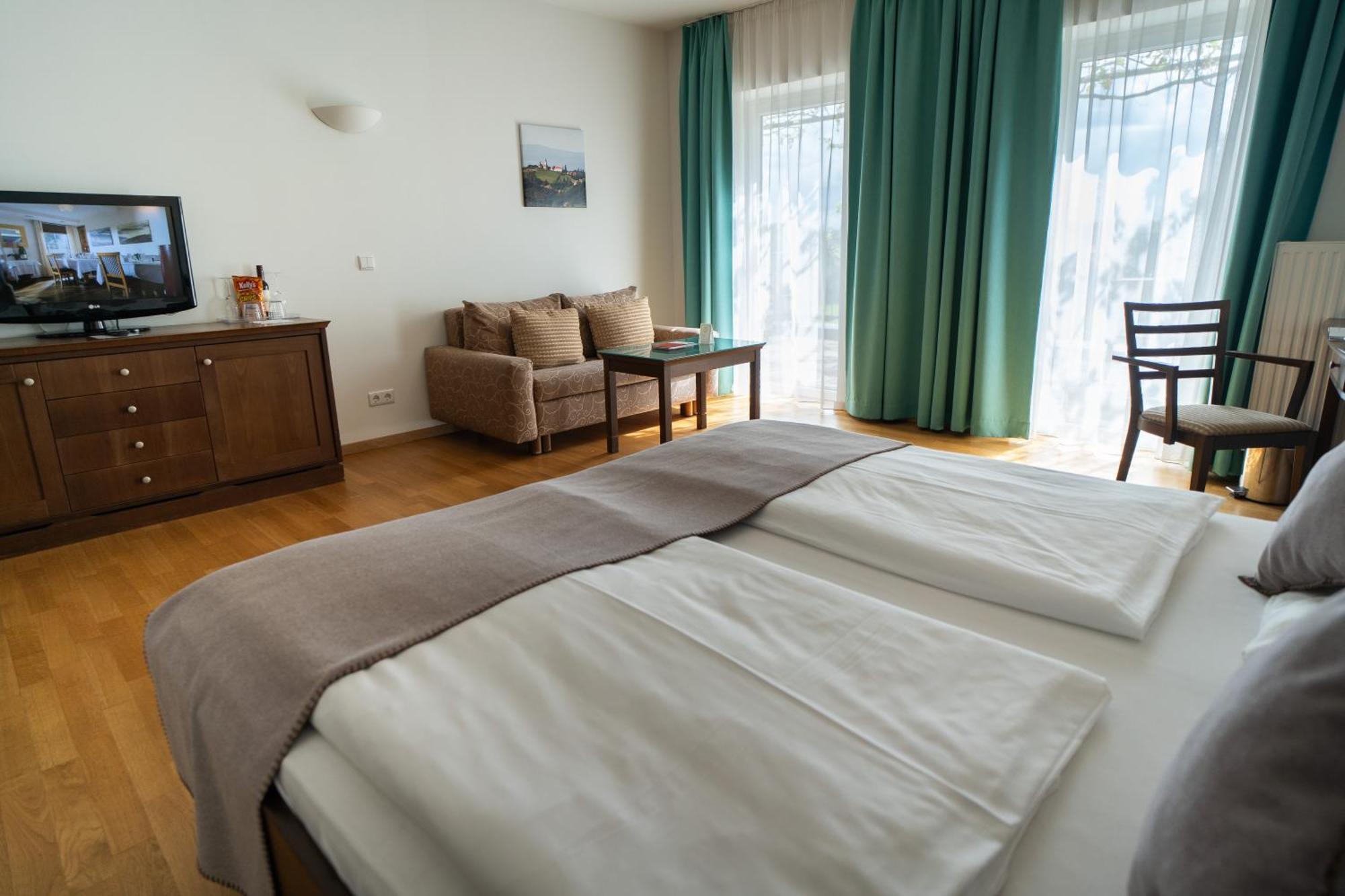 Hotel Staribacher Suedsteiermark Leibnitz Ngoại thất bức ảnh